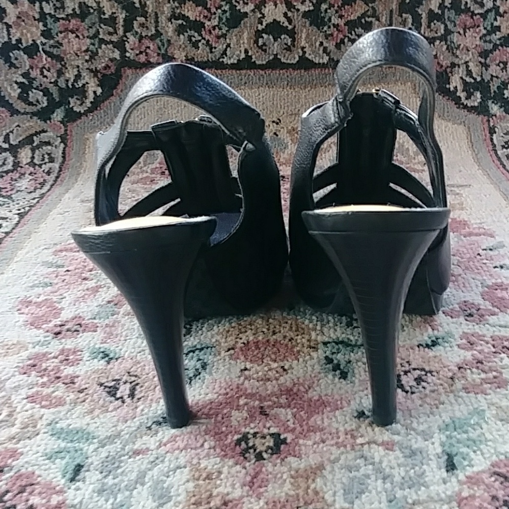 ANTONIO MELANI BLACK LEATHER  HEELS/APPROX SZ 9.5 - Picture 3 of 6